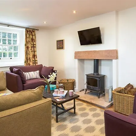 Farm House بيت للعطل *