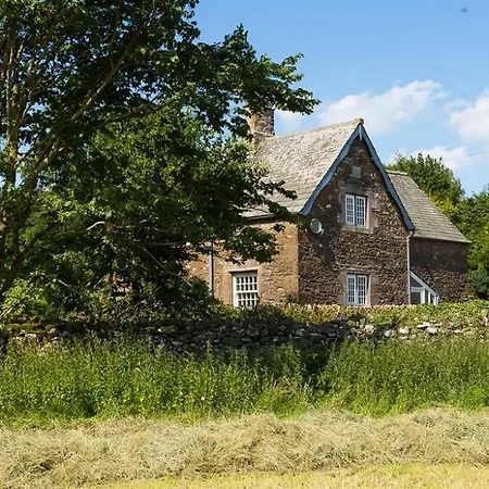 Farm House * بنريث